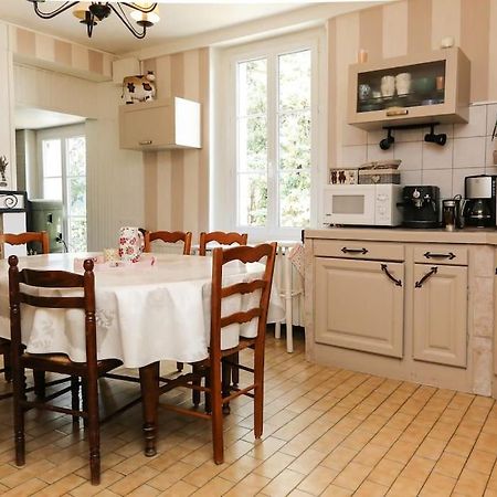 אמבואה Charmante Maison Jardin A 100 Metres Du Clos Luce מראה חיצוני תמונה